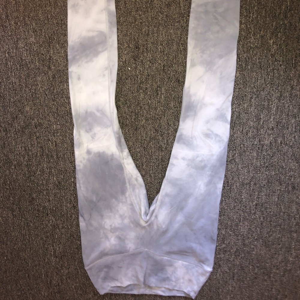 wearwolf tie dye leggings